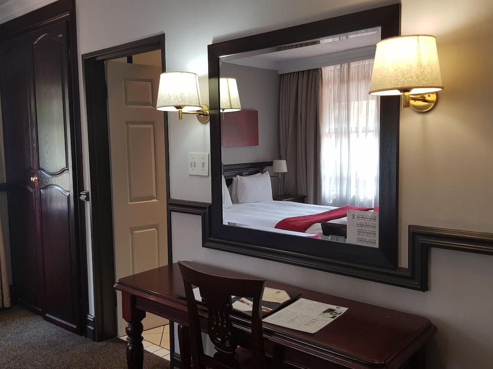 Court Classique Suite Hotel Pretoria-Noord Exterior foto