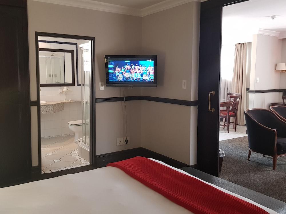 Court Classique Suite Hotel Pretoria-Noord Exterior foto