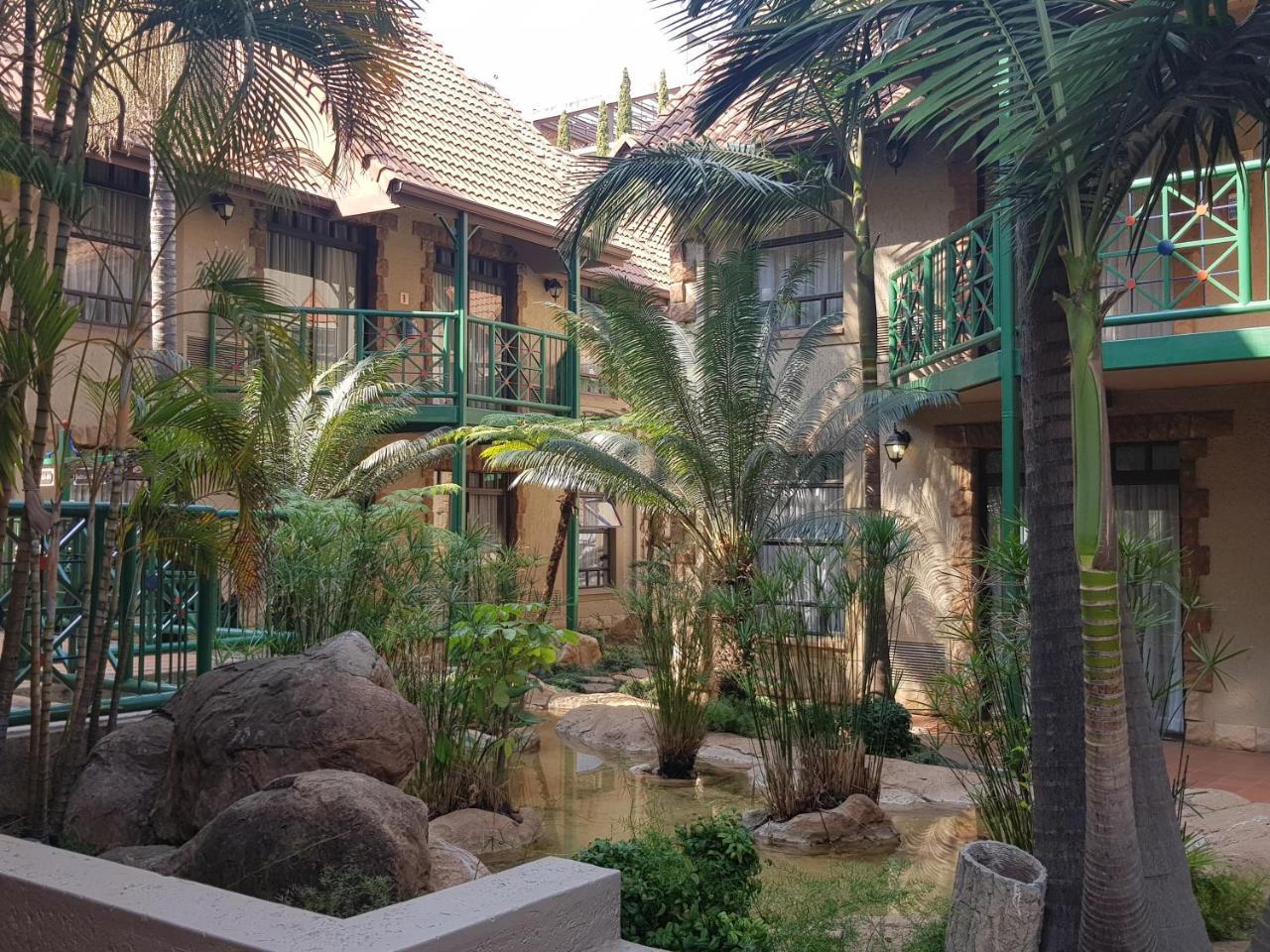 Court Classique Suite Hotel Pretoria-Noord Exterior foto